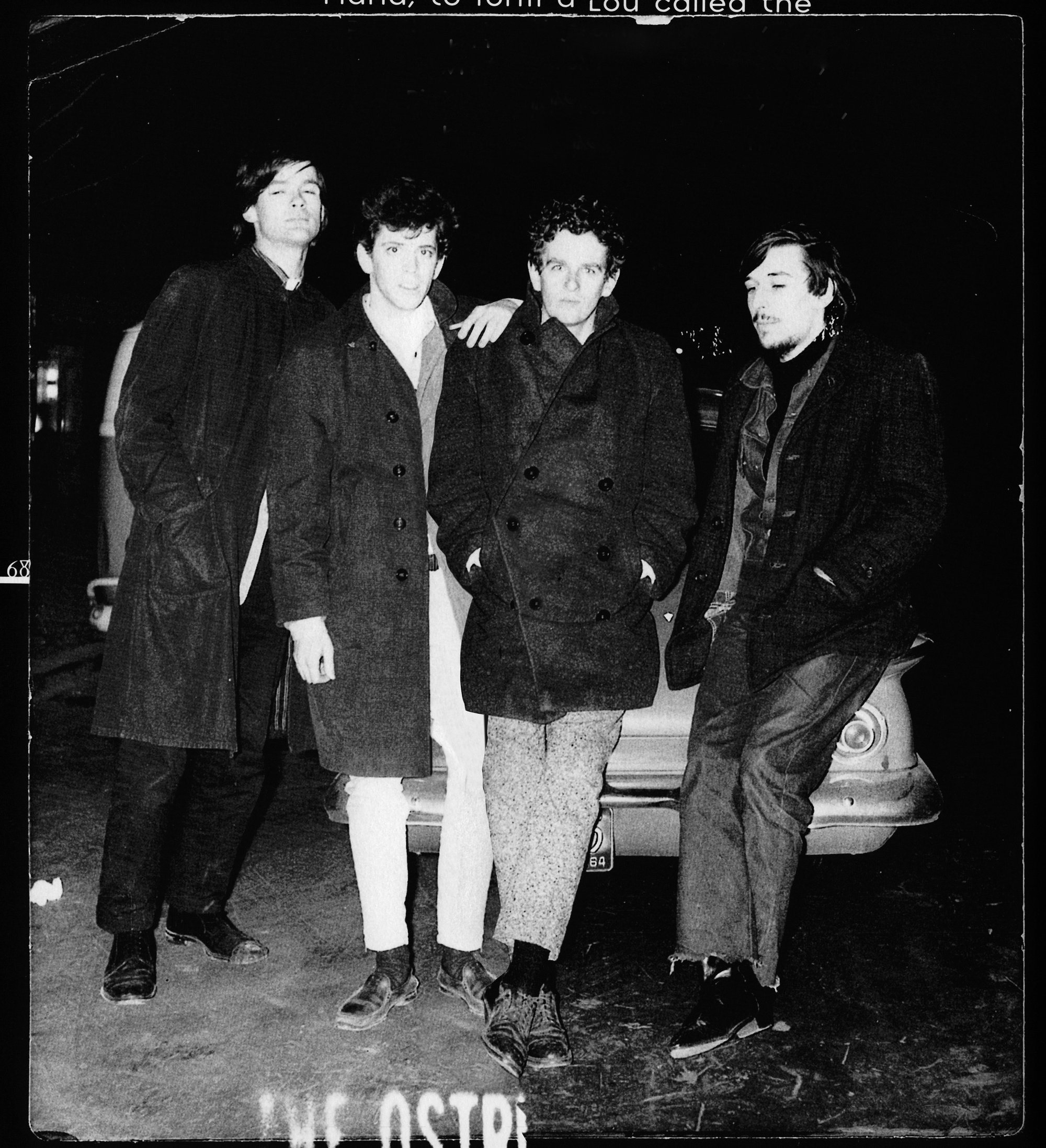 The Primitives, banda percursora de The Velvet Underground, 1965. A partir da esquerda: Tony Conrad, Lou Reed, Walter Demaria e John Cale.