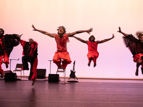 Dorothée Munyaneza / Cie Kadidi