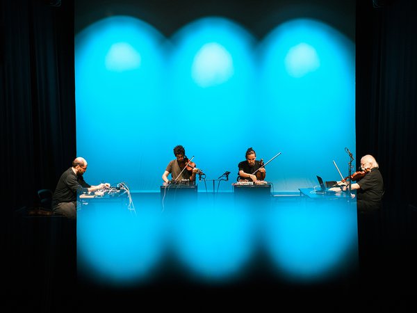 Hedera 4tet x Vera Mantero