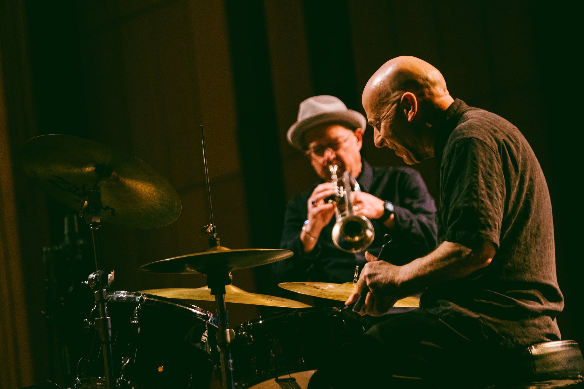 DAVE DOUGLAS & JOEY BARON DUO | 16 APR 2023
> The night we follow Douglas and Baron to New York and witness what is only gained with time: complicity and jazz excellence.
Photography: Vera Marmelo - Culturgest.
