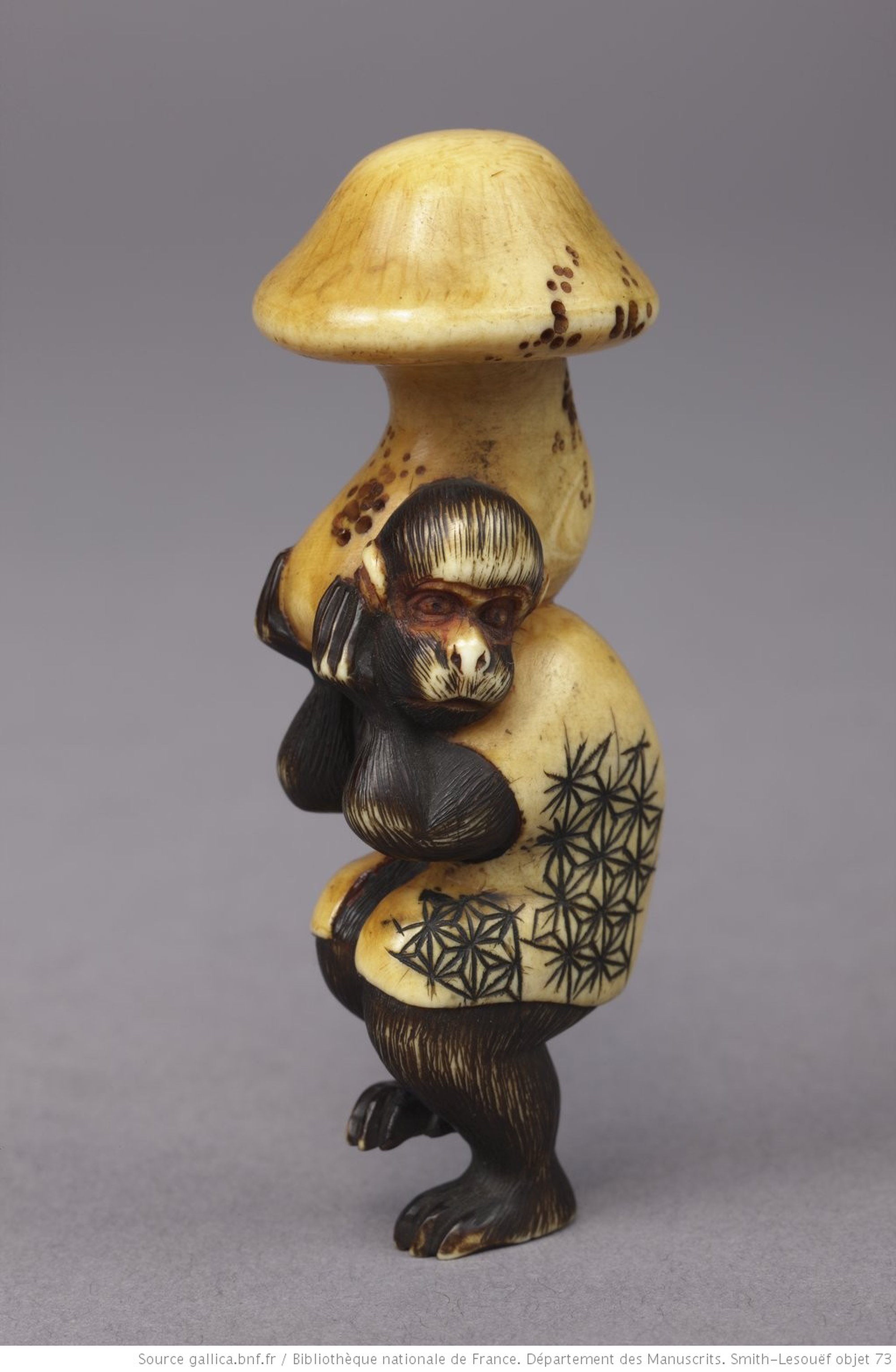 Netsuke de marfim japonês, sec. XVII ? (BnF, Paris)