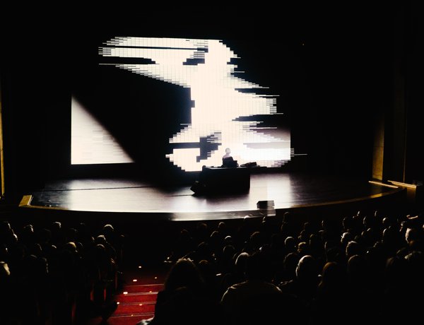 Ryoji Ikeda