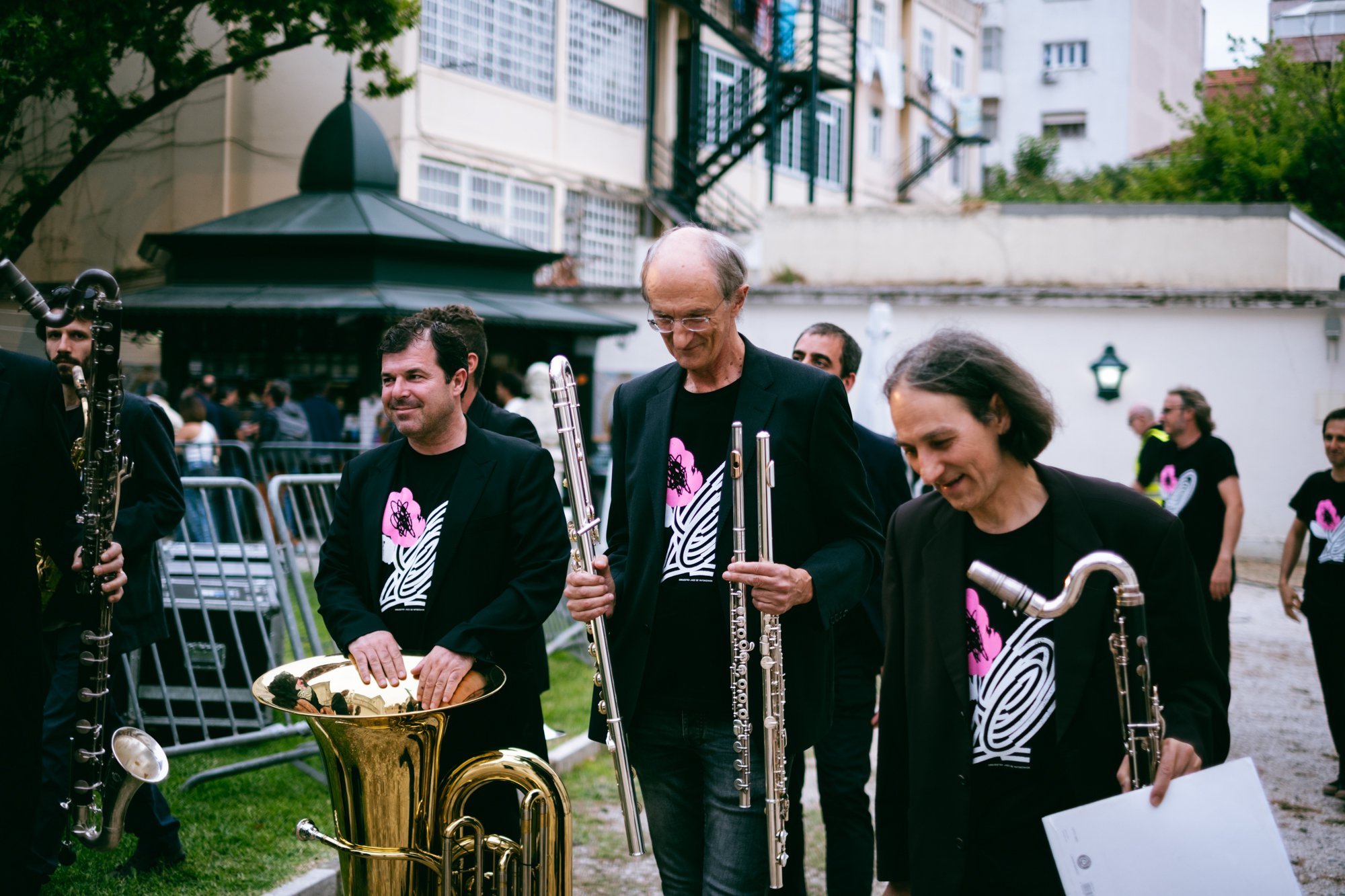 ORQUESTRA JAZZ DE MATOSINHOS & PETER EVANS | PORGY AND BESS + MILES AHEAD | 11 JUL 2025
> The evening when Peter Evans and the Matosinhos Jazz Orchestra opened the Inside Out week with a free concert at the José Moura Garden - Galveias Palace Library.
Photography: Vera Marmelo - Culturgest