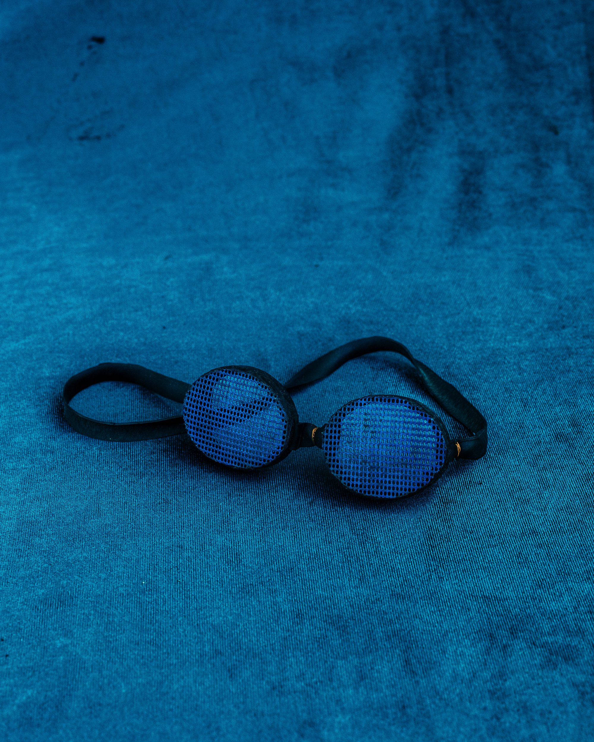 Óculos de britadeira. © Renato Cruz Santos.