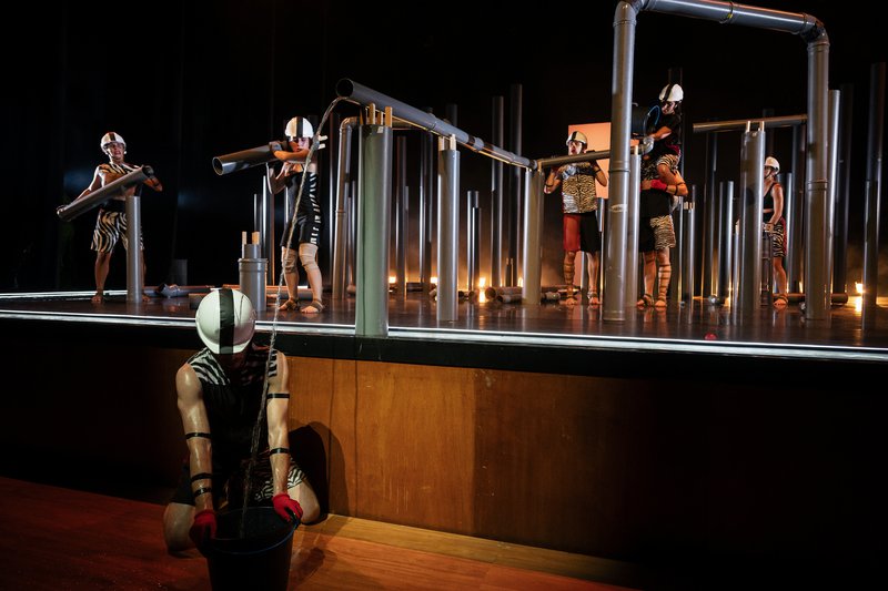 © João Octávio Peixoto.