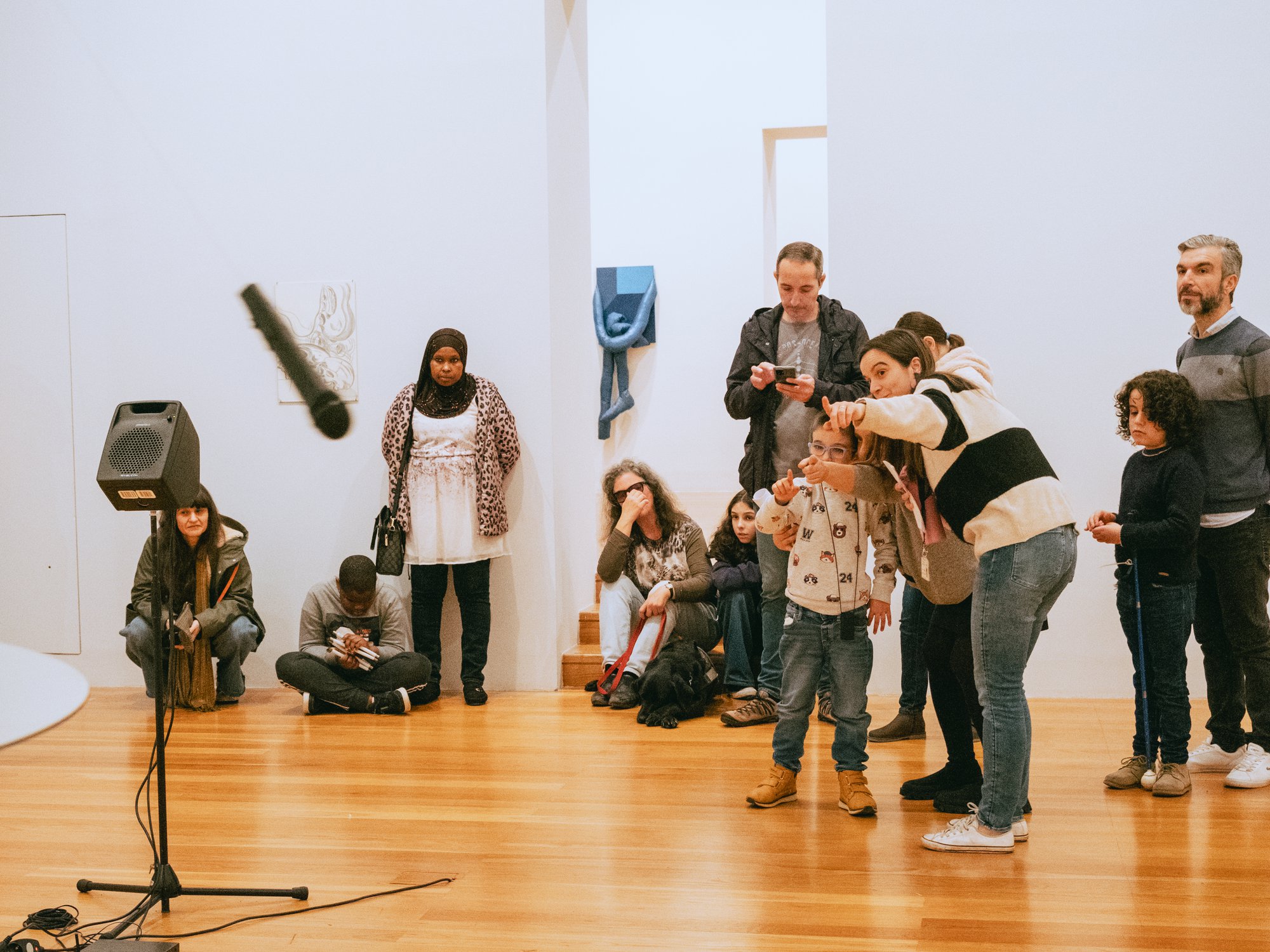 PLAYFULL GHOST | GUIDED TOUR BENGALA MÁGICA | 3 FEB 2024
> We welcomed the Bengala Mágica to the Playfull Ghost playground for a guided tour with audio description.
Photography: Beatriz Pequeno - Culturgest.