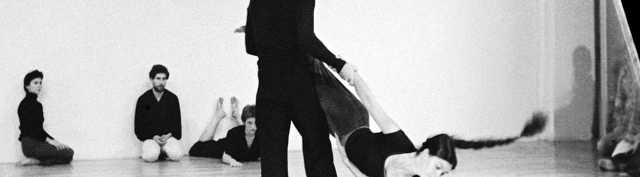 Contact-Improvisation Weekly Classes